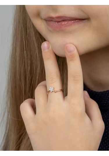 Veronika 925 Ayar Gümüş Ayrılabilir Çiçek Tasarımlı Rodyum Kaplama Taşlı Yüzük 84389504 Altın