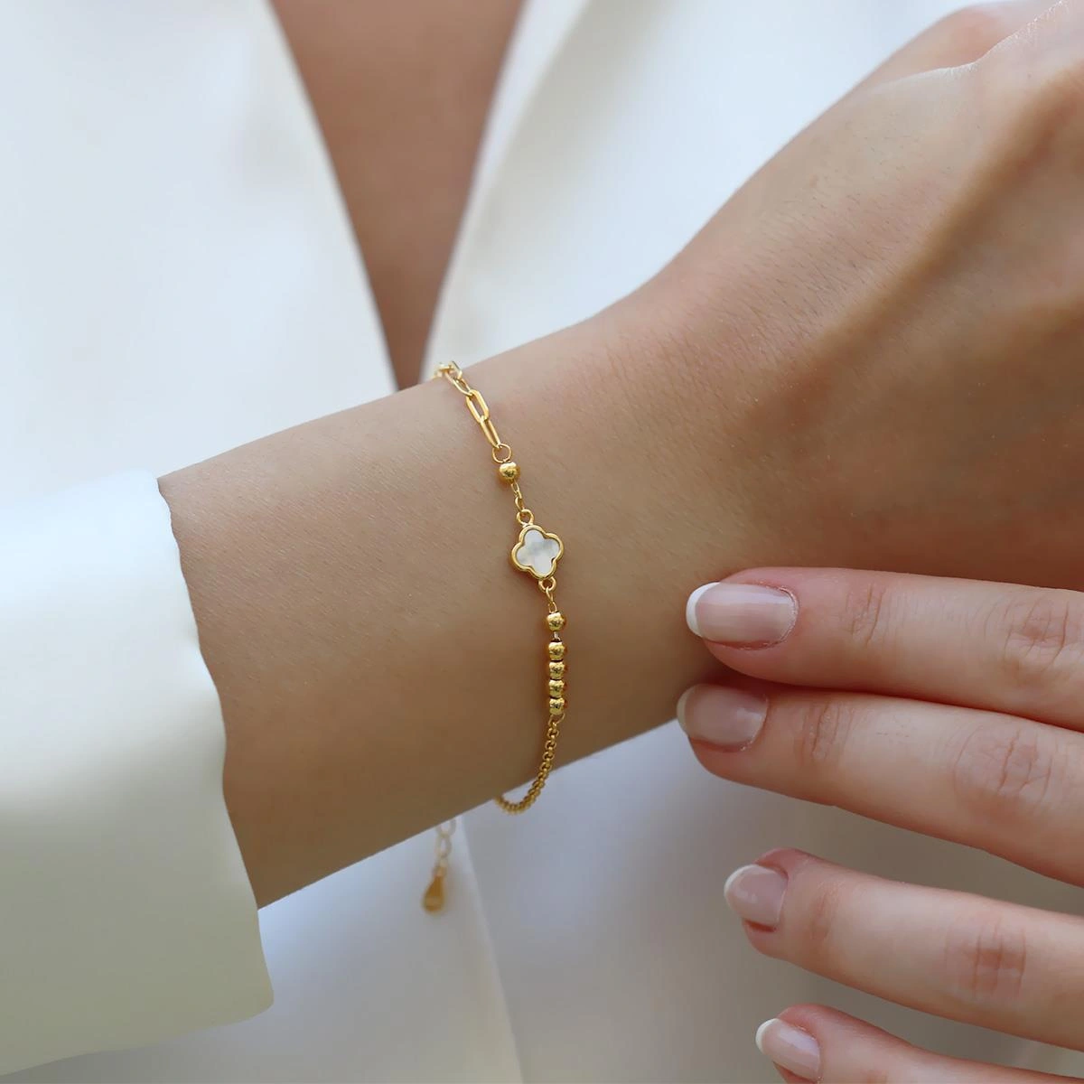 Yonca Sedefli Trend Gold Gümüş Bileklik Gümüş