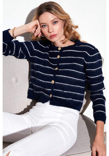 Lela Standart Fit Çizgili Yumuşak Dokulu Crop Triko Bayan Hırka 4615551 Lacivert