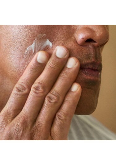 Papatui Erkeklere Özel Onarıcı Günlük Nemlendirici Yüz Kremi 97ml