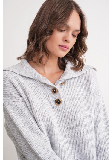 6900 Kadın Düğmeli Devrik Yaka Triko Kazak Gri Gri