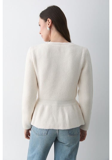 Krem 3 Düğmeli Pileli Hırka - 251065 Krem