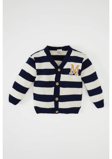 Defacto Erkek Bebek Çizgili Harf Nakışlı Düğmeli Triko Hırka C8857A524AUNV241 Lacivert Defacto Erkek Bebek Çizgili Harf Nakışlı Düğmeli Triko Hırka C8857A524AUNV241 Lacivert