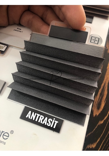 Plise Perde Cam Balkon Akordiyon Perde Sistemleri 11 Renk Seçeneği Çok Renkli