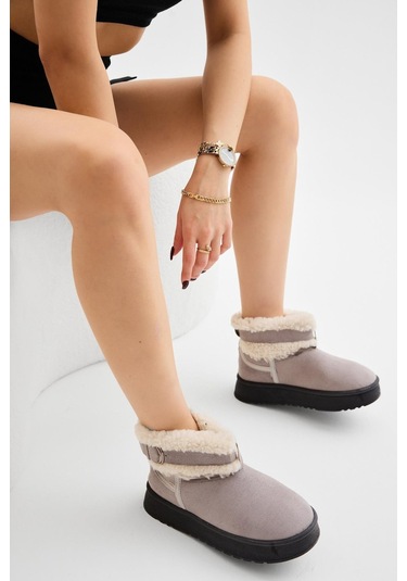 Kalın Poli Taban Kürk Detaylı Süet Görünümlü Kadın Gri Günlük Bot Tbldy540 Gri