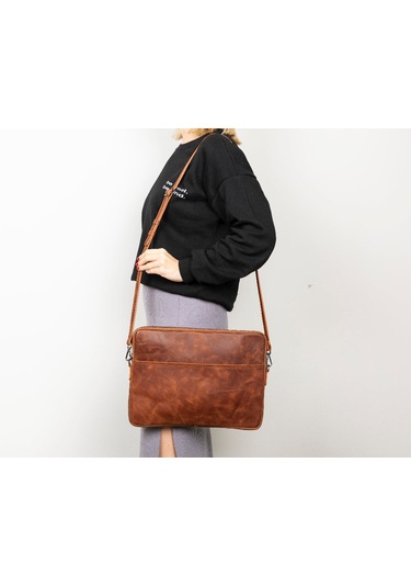 Hardy Deri Laptop / Tablet Çantası Çok Renkli