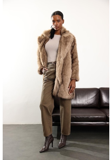 Açık Vizon Midi Boy Hacimli Kürk Açık Vizon