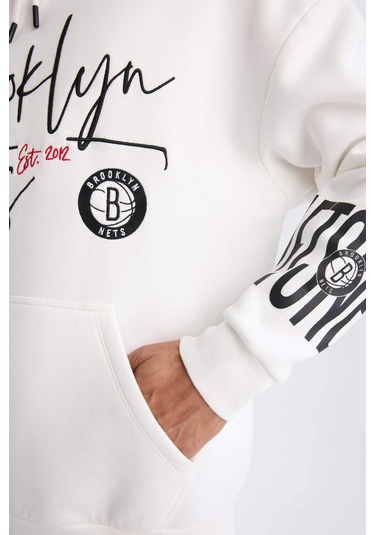 DeFactoFit NBA Brooklyn Nets Oversize Geniş Kalıp Kapüşonlu Kalın Sweatshirt D8513AX25SPER105