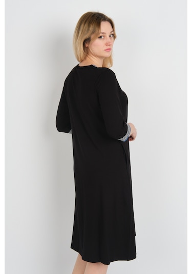 Sistas Kadın V Yaka Yarım Kol Kelebek İşlemeli Çift Cepli Elbise 24426 Siyah Siyah