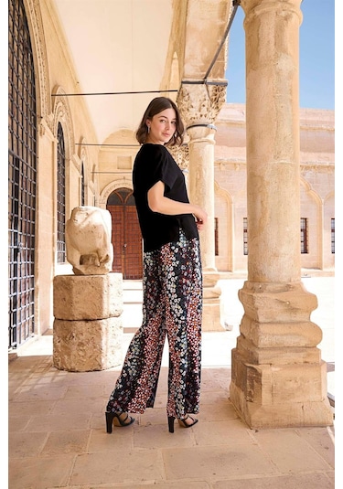 Monamise Kadın Çiçek Desenli Kısa Kollu Alt Üst Takım 23059-siyah Siyah