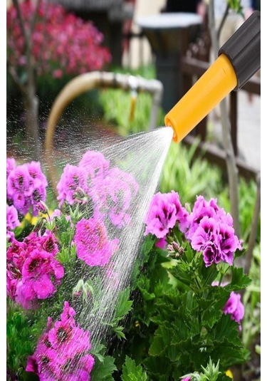 Nuzzle Hortum Ucu Su Atabilen Tazyikli Sulama Ve Oto Yıkama Tabancası Bahçe Hortumu Tabancası