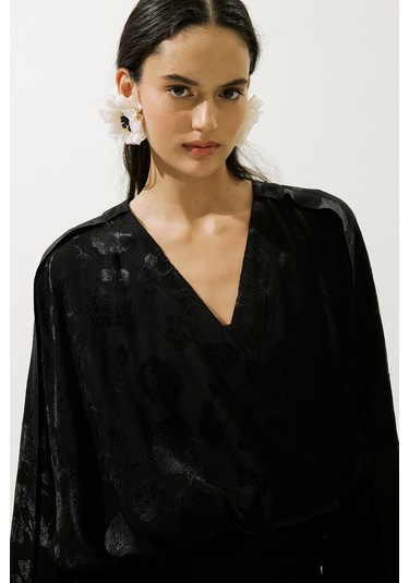 Jakarlı Saten Kimono Siyah Siyah