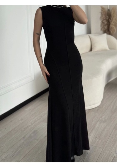 Kolsuz Yarım Bogazlı Uzun Elbise- Siyah Siyah