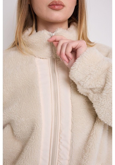 Kadın Rüzgar Geçirmez Welsoft Çift Cepli Kışlık Mont Ekru