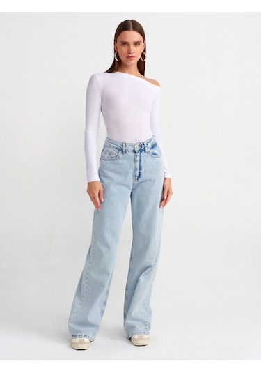 Dilvin Asimetrik Yaka Uzun Kollu Top Beyaz