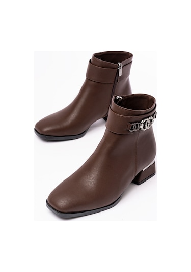 Rm-502 Kahverengi Toka Aksesuarlı Topuklu Fermuarlı Günlük Kadın Bot Beyaz