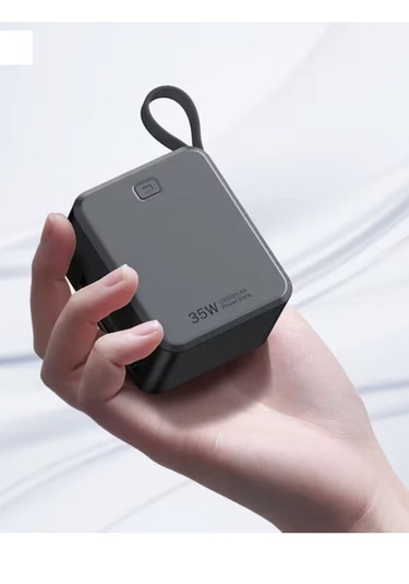 Mini Pd 35watt 10.000mah Lcd Göstergeli Usb-c , Usb Giriş Dahili Usb-c Kablolu Powerbank siyah