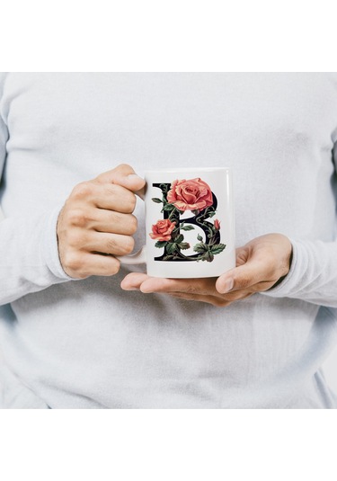 B Baş Harf Kırmızı Güller İle Sarılı Bardak 330 Ml Kişiye Özel Çiçekli Hediye Beyaz