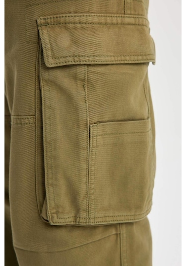 DeFacto Pantolon Wide Leg Fit Geniş Kalıp Normal Bel Geniş Paça Kargo Cepli B1915AX24SPKH262