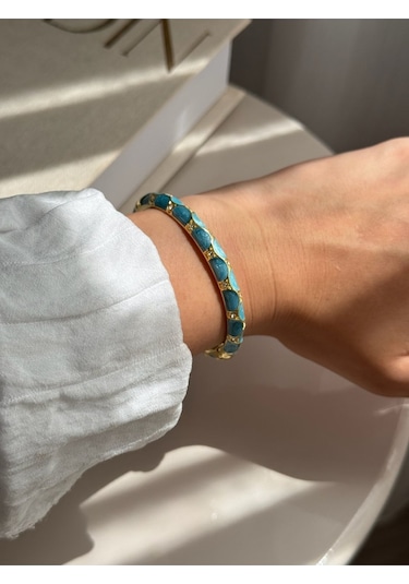 Taş Detaylı Mavi Mineli Altın Kaplama Kelepçe Bilezik Işıltılı Kadın Çelik Takı Altın