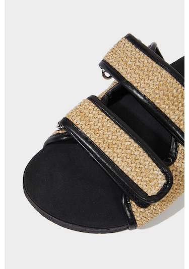 DeFacto Kız Çocuk Düz Taban Terlik E7810A825SMBG26 Bej