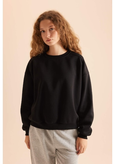 DeFacto Coool Oversize Geniş Kalıp Bisiklet Yaka Basic Düz Kalın Kumaş İçi Yumuşak Tüylü Sweatshirt D9022AXNSBK81 Siyah