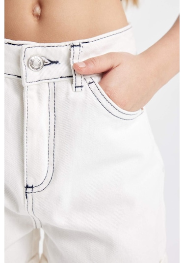 Defacto Kız Çocuk Pamuklu Şort C9300A824SMWT34 Beyaz