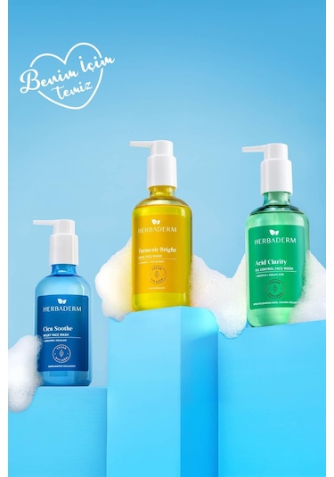 Cica Soothe Milky, Hassas Ve Kızarık Ciltler İçin Nemlendirici Bariyer Onarıcı Yüz Temizleme Jeli 250 Ml