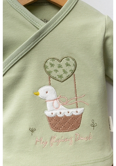 Sevimli Sepetteki Ördek Desenli 10 Parça Kutulu Yenidoğan Hastane Çıkışı Zıbın Seti Yeşil