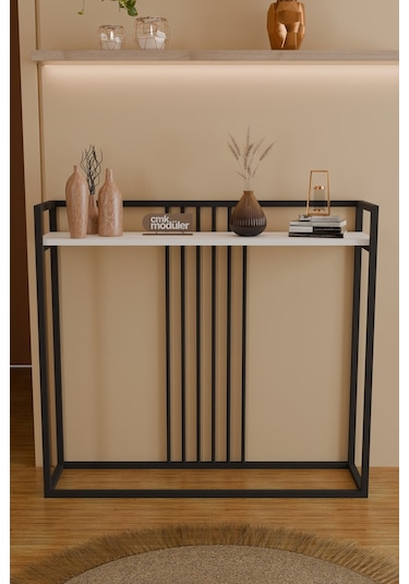 Nova Metal Dresuar Boru Detaylı Dekoratif Konsol Dresuar Beyaz