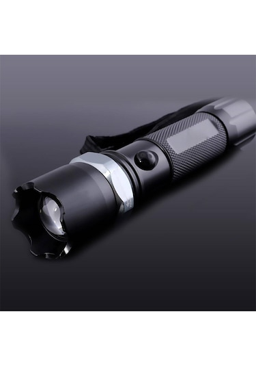 Pilli El Feneri Çakarlı Led Avcı El Feneri Profesyonel El Feneri Siyah