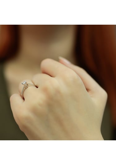 Lova E Renk 0,19 Karat Pırlanta Tektaş Yüzük - 1030089