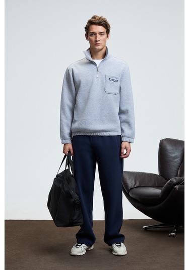 MERRICK Erkek Sırt Baskılı Cebi Nakışlı Yarım Fermuarlı Kolu Lastikli Dik Yaka Regular Fit Grimelanj