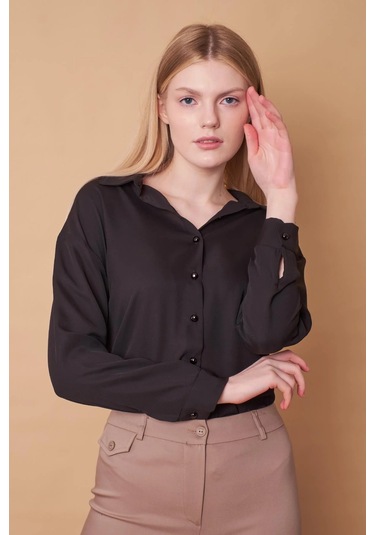 Kadın Yakalı Düşük Omuzlu Uzun Kol Likrasız Kumaş Gömlek-siyah Siyah