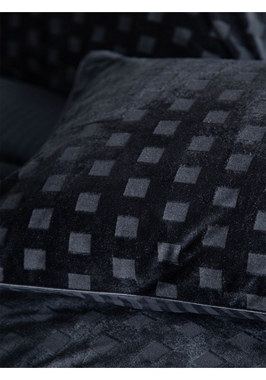 Bedline Uniq Touch Nevresim Takımı Çift Kişilik Times Siyah