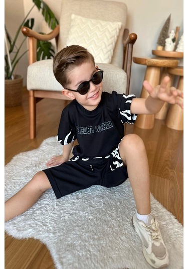 Yeni Sezon Alev Desenli Siyah Renk Erkek Çocuk Şortlu Takım Siyah