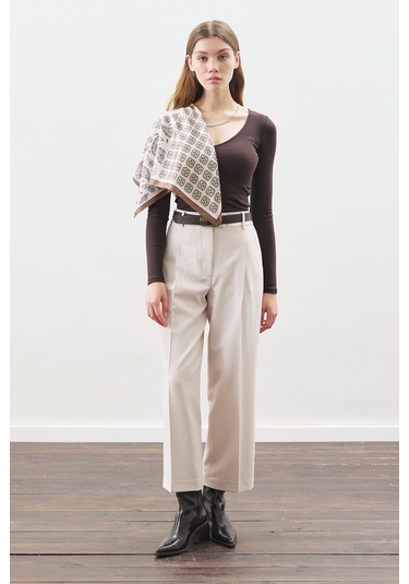 Desenli Orta Boy Saten Fular Saıra Saıra