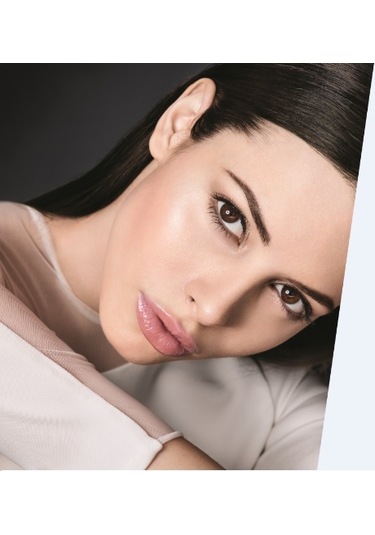 Maybelline New York Master Strobing Likit Aydınlatıcı Koyu 200