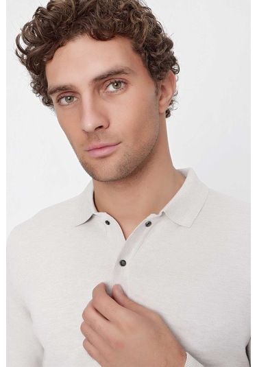 Basic Dinamik Fit Rahat Kesim Polo Yaka Triko Kazak 99kc017001653 Bej