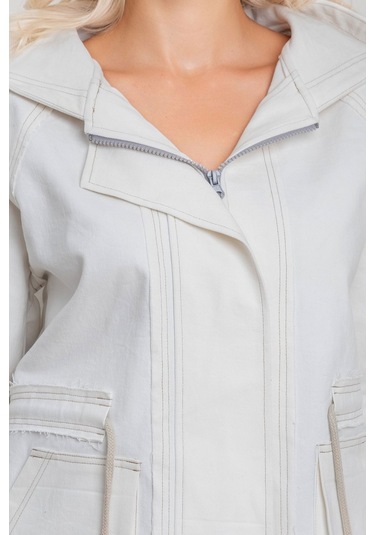 Kadın Power Likralı Pamuklu Kumaş Kapişonlu Fermuarlı Kordonlu Pis Dikişli Mont Ekru
