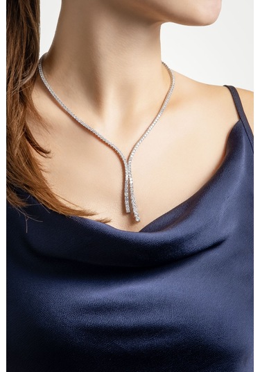 Davet Şıklığı 18 Ayar Beyaz Altın Kaplama Gümüş Su Yolu Gerdanlık Beyaz