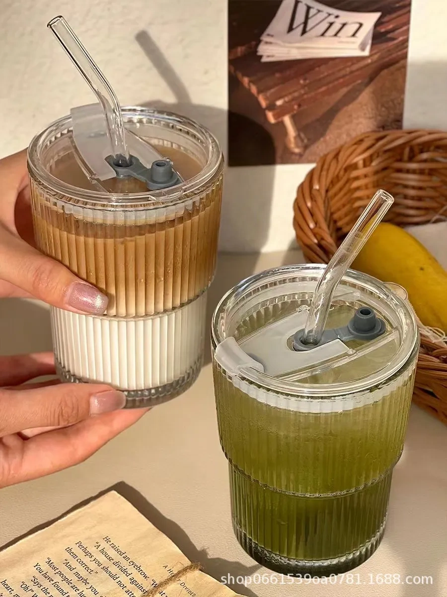 Conflate Kapaklı Ve Pipetli Hava Geçirmez Bardak, 400 Ml 418735150 Beyaz