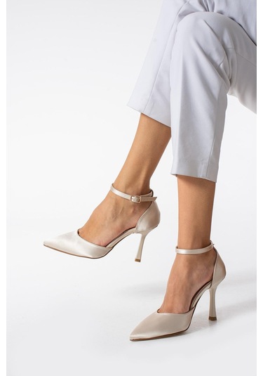 Paris Shoes Kadın Bej Sivri Burunlu Stiletto Bej