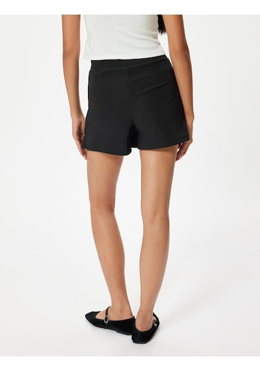 Koton Mini Pileli Şort Etek Slim Fit Standart Bel Siyah 4sak10599ek Siyah Koton Mini Pileli Şort Etek Slim Fit Standart Bel Siyah 4sak10599ek Siyah