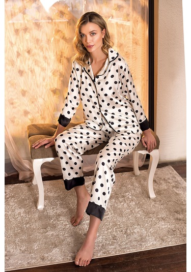 Cezbe Puantiyeli Saten Düğmeli Pijama Takımı Siyah Beyaz - Siyah