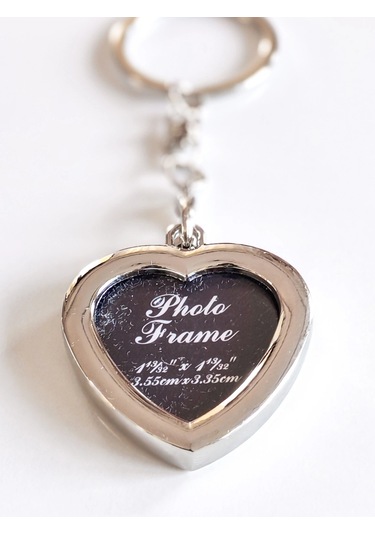 Moncuk Design Altın Sarısı Kalp Şekilli Metal Fotoğraf Çerçeveli Anahtarlık