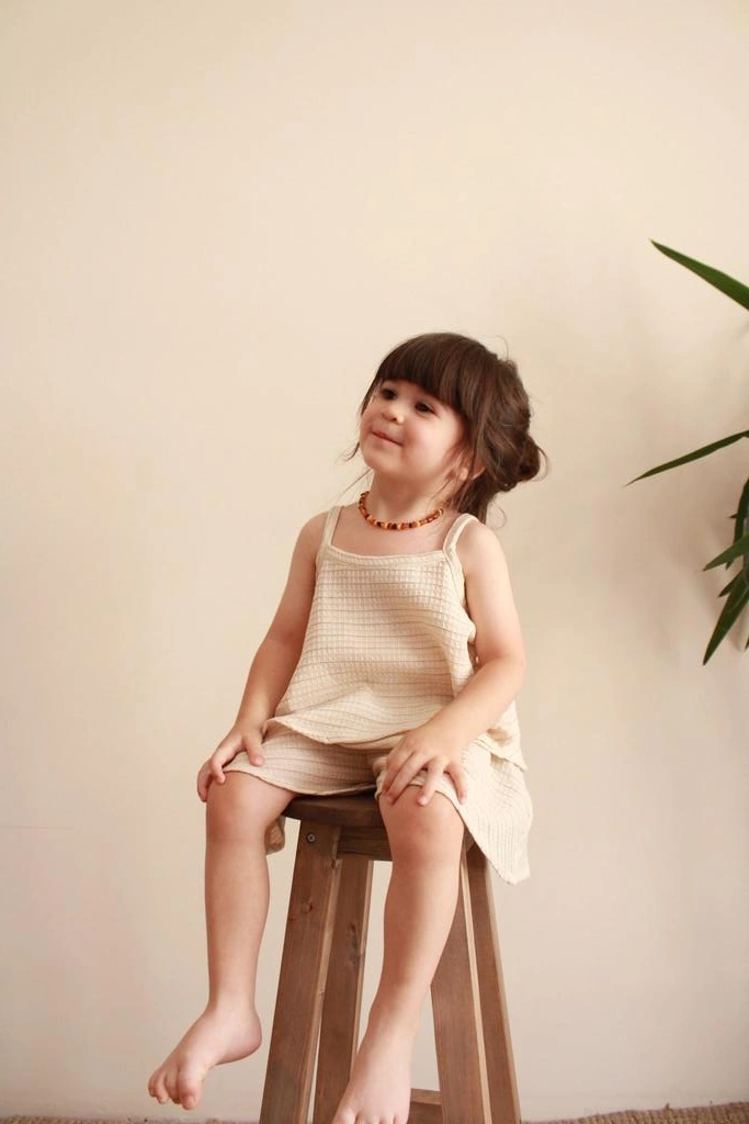 Bej Çizgili Volanlı Kız Askılı Ve Şort Takım KREM