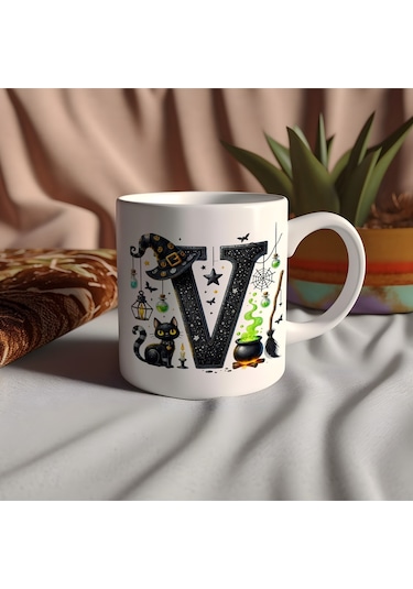 V Harfli Halloween Kedili Figür Kupa Bardak - Şapkalı Ve Kazanlı İsme Özel Kupa - Hediye Beyaz