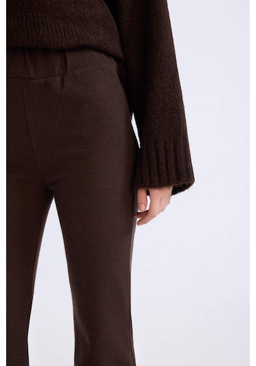DeFacto Wide Leg Geniş Paça Esnek Belli Uzun Boy Pantolon E4387AX24WNBN505 Kahve
