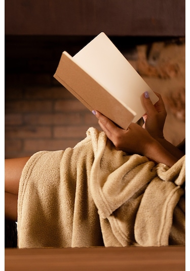 Noel Şapkalı Yavru Köpek Baskılı Dekoratif Yastık Kırlent Opsiyonel Battaniye 2 İn 1 Çok Renkli